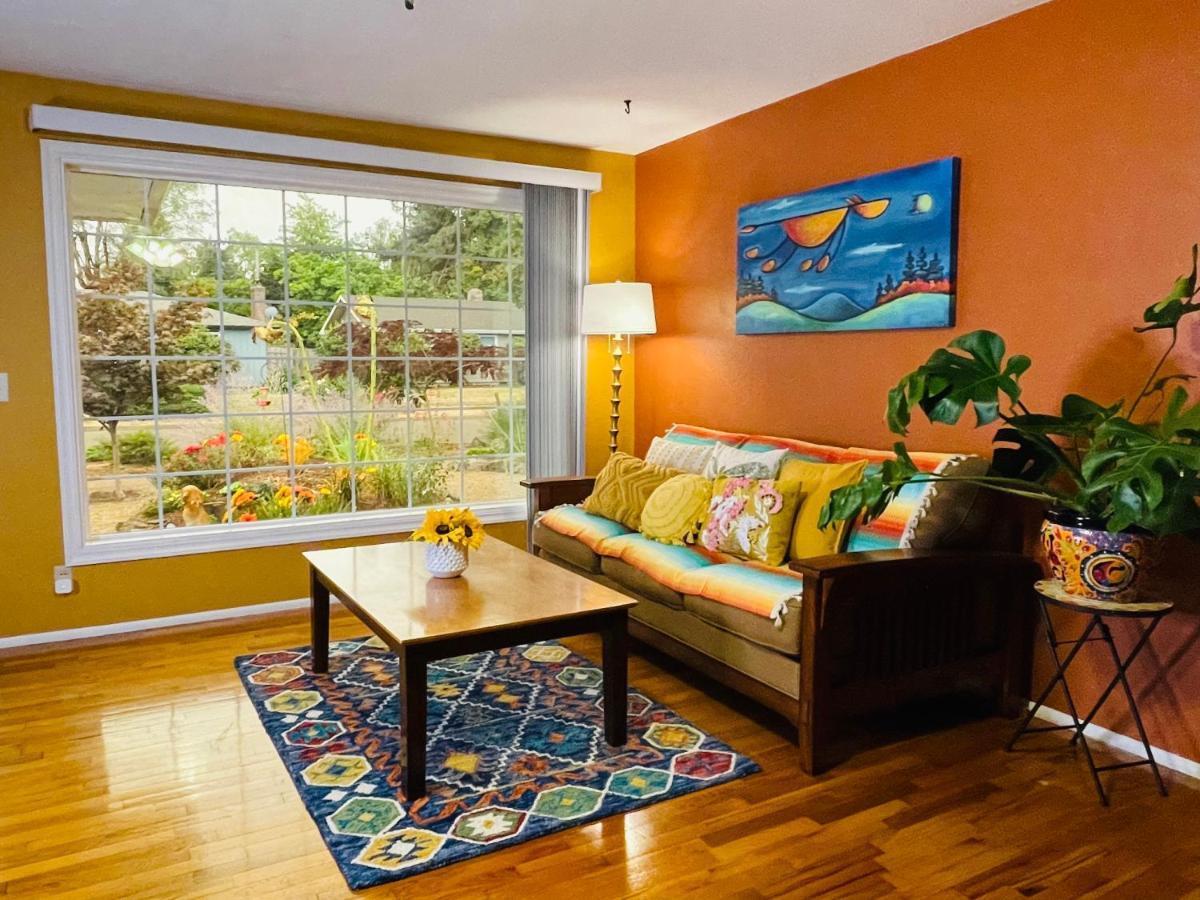 Colorful 50's Ranch In The Heart Of Hébergement de vacances