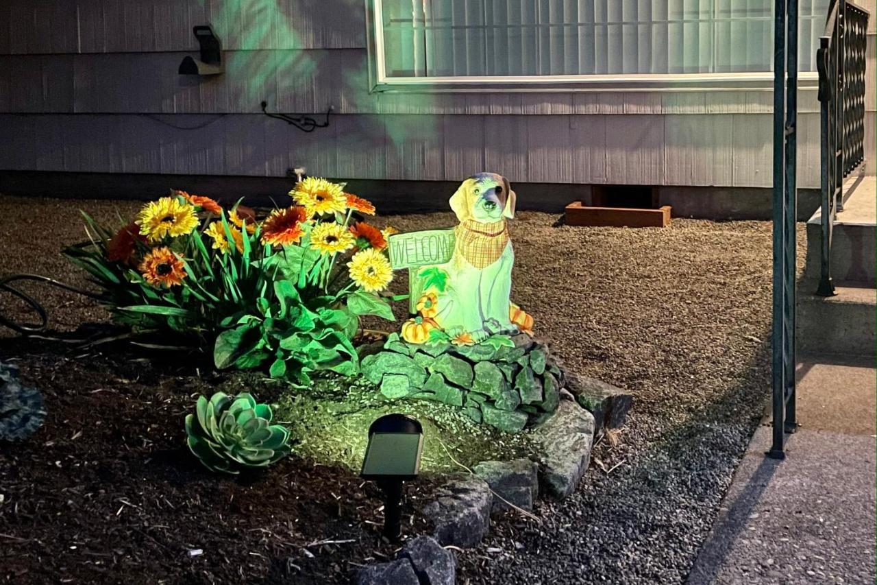 Colorful 50's Ranch In The Heart Of Eugene